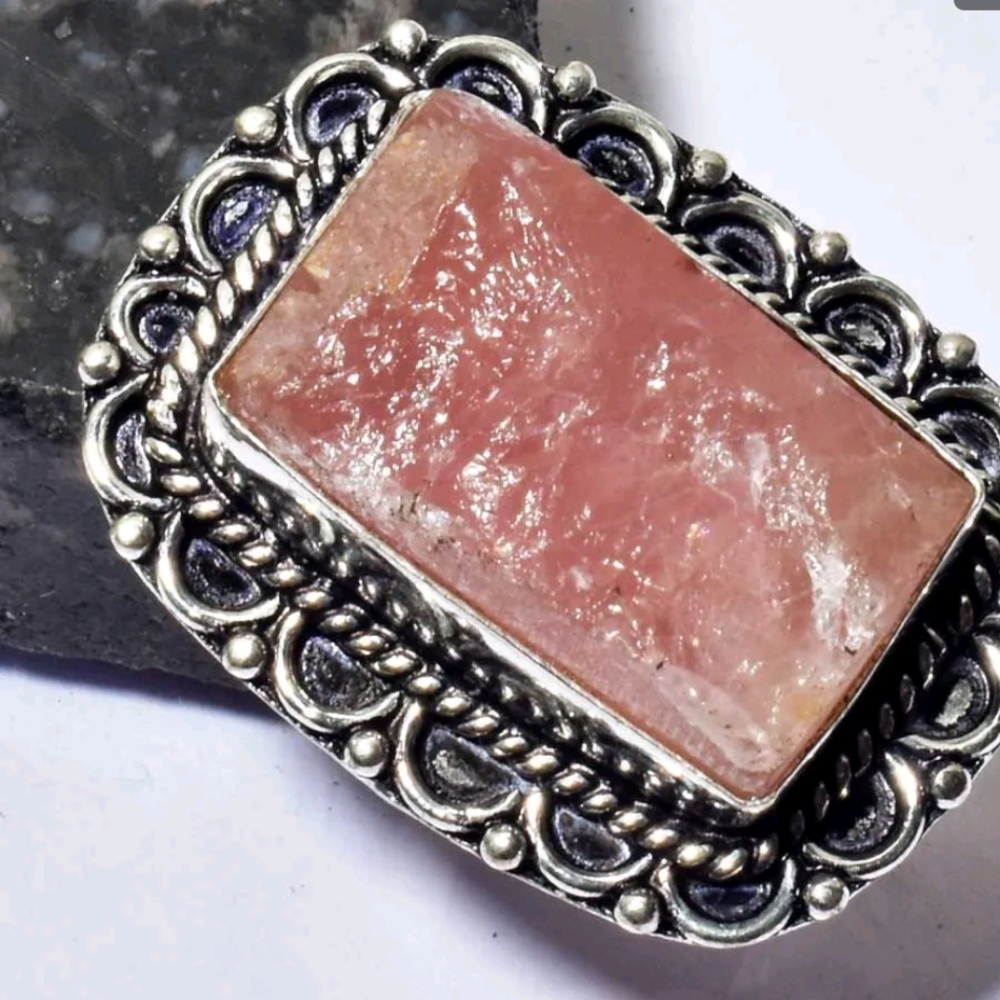 Rose quartz silver square ring